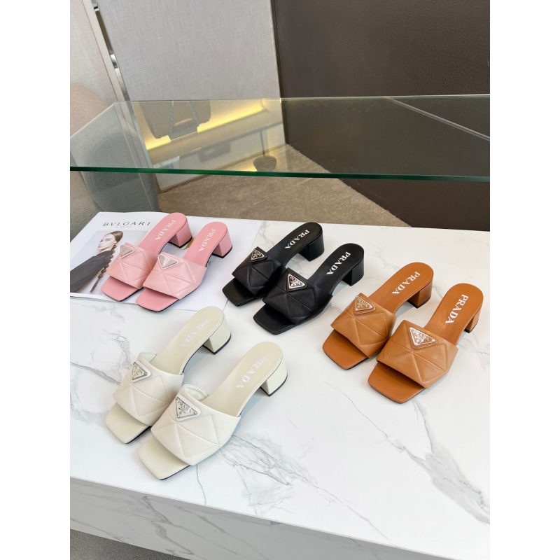 Pra*a slippers